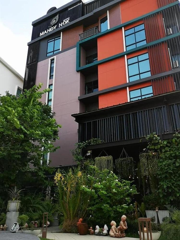 Mandy Nok Hotel Nakhon Si Thammarat Exterior photo